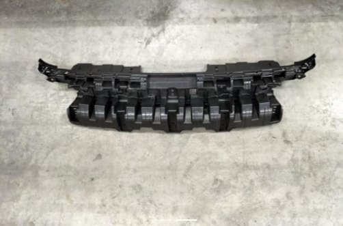 База решётки радиатора Byd Yuan PLUS (правый руль) SC2E-2803115M