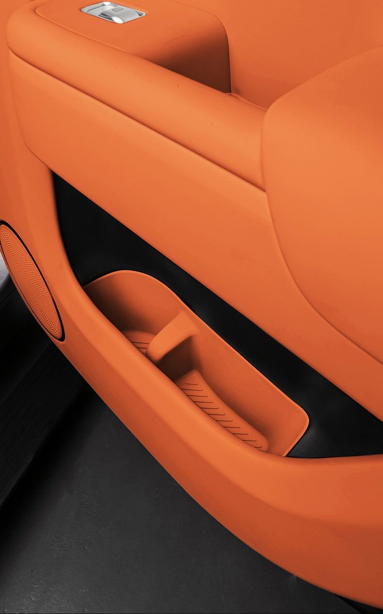 Силиконовые накладки в дверную карту, на задний ряд Lixiang L6, оранжевого цвета, комплект 2 шт
