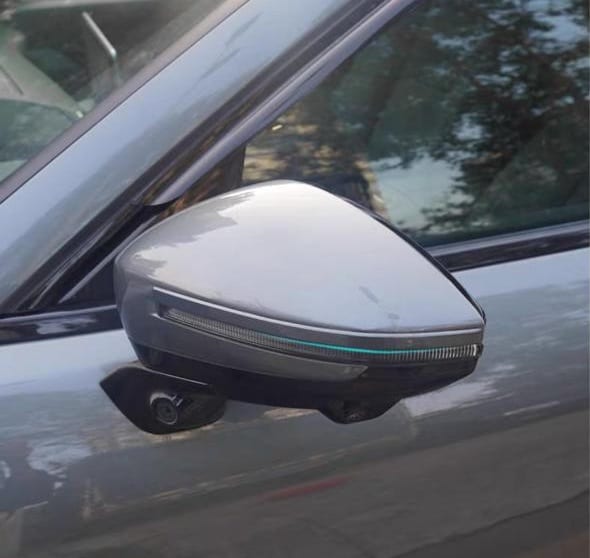 Защитные накладки на двери, бампер и боковые зеркала Zeekr 001, 2 черных и 8 оранжевых из 10 элементов