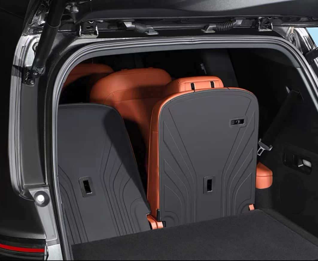 Защита спинок сидений в багажник Lixiang L9, черного цвета, TPE