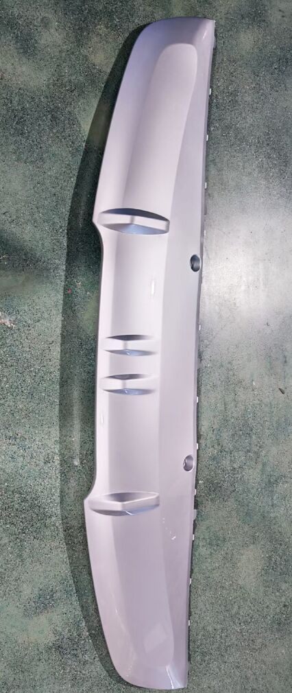 Декоративная накладка на задний бампер UP - серебристая SC3E-2804114