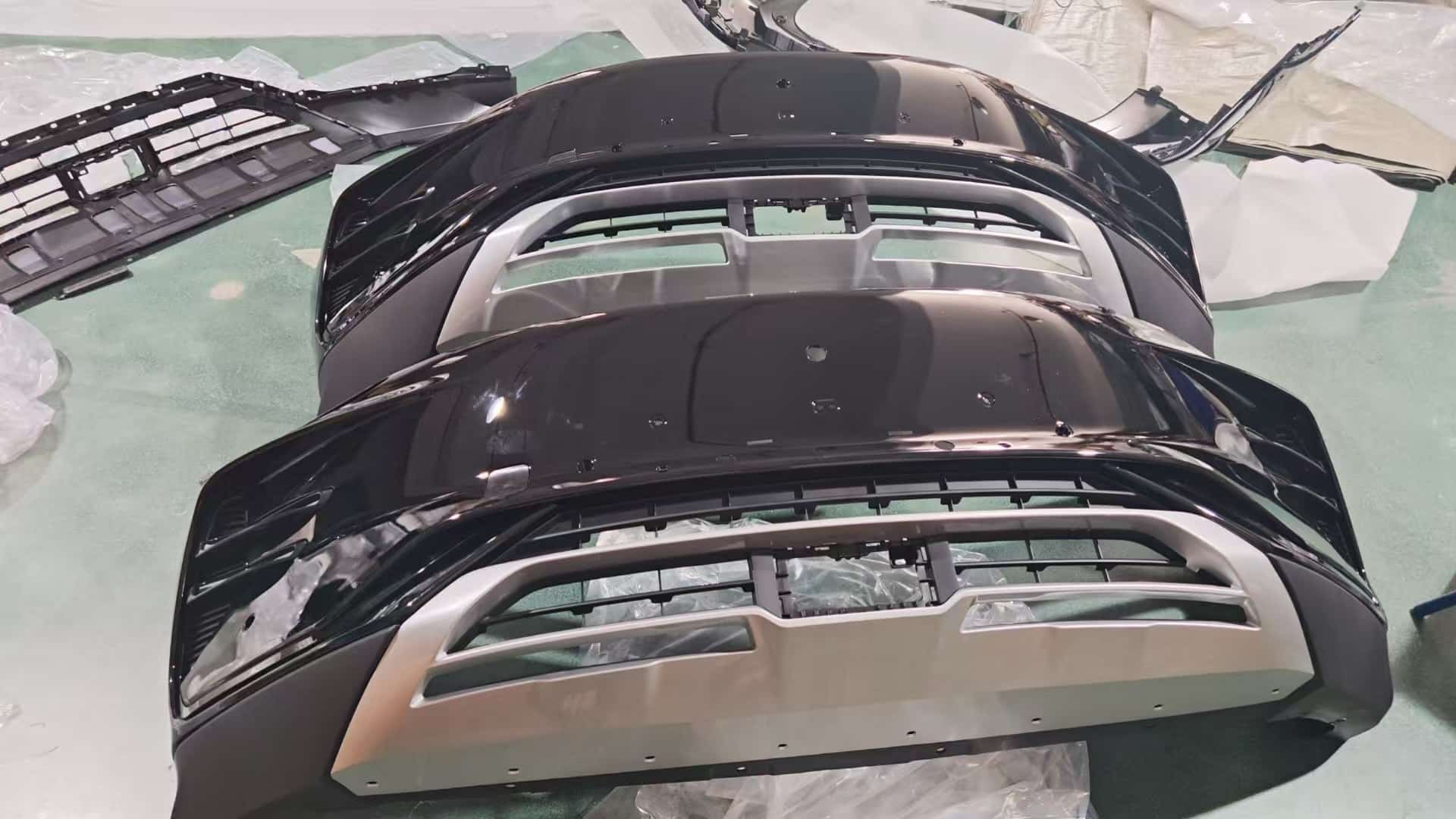 Передний бампер для宋PLUS EV чемпионской версии SA3EV-2803100