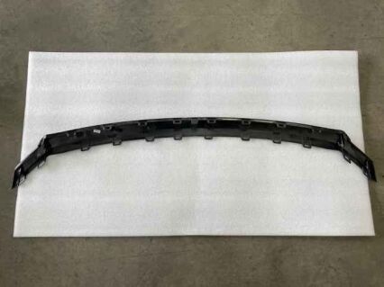 Декоративная накладка на передний бампер ELEAD-2803114-ZC